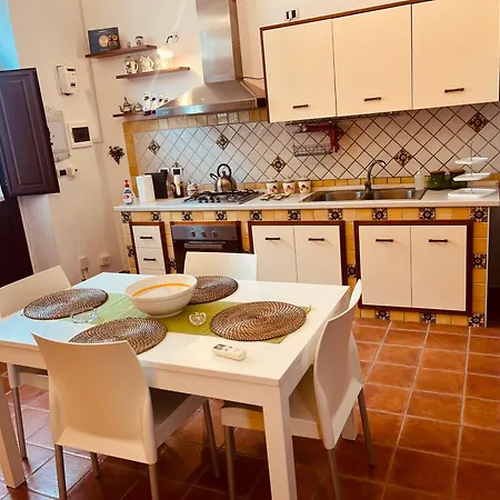Casa Vittoria Apartment *