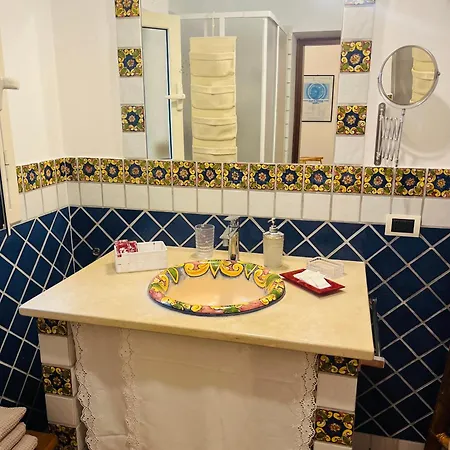 Casa Vittoria Apartment *